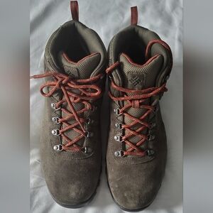 Columbia Men's Olive and Red Lace-Up Boots Size 12